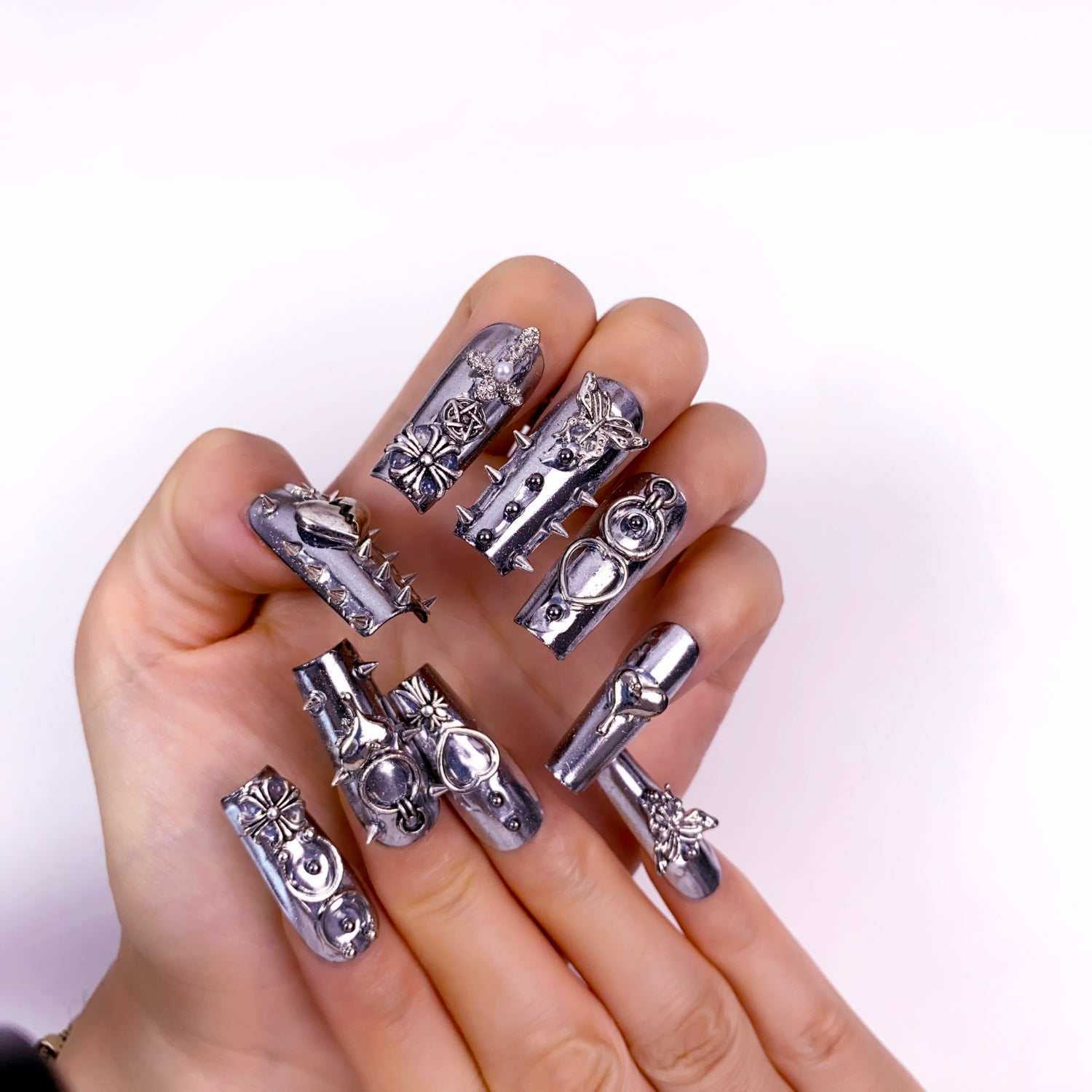 Molten Studs