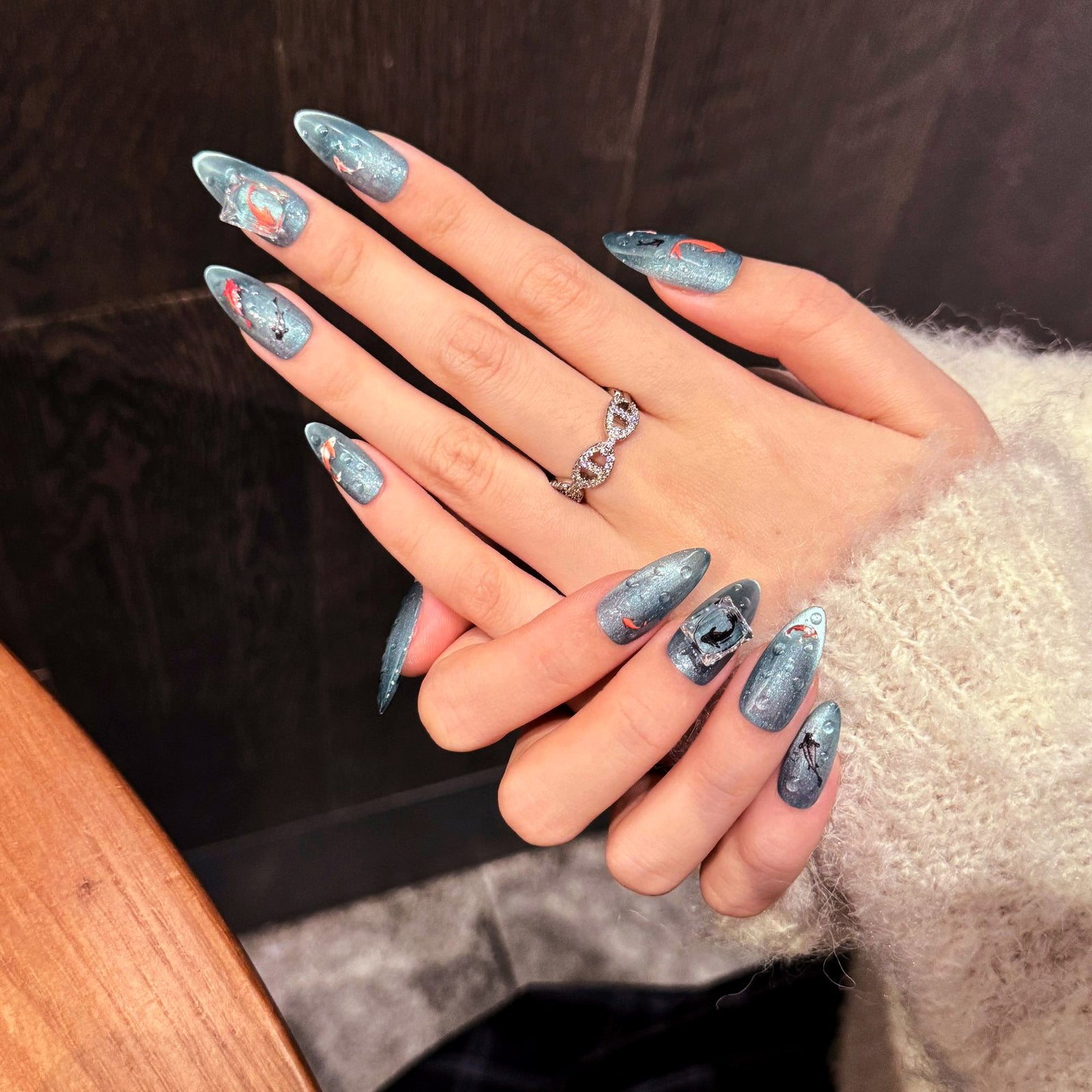 Koi Wave