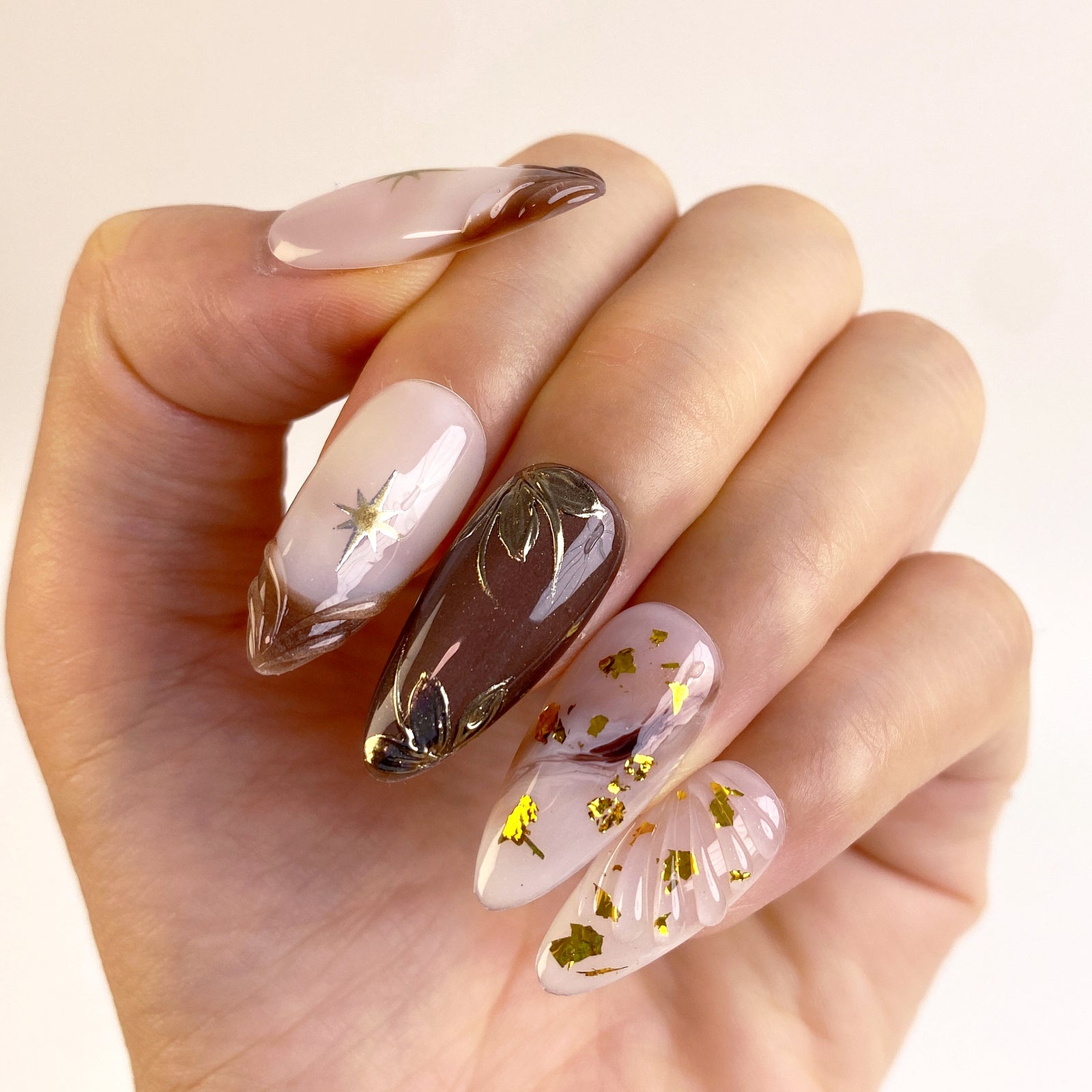 Cat Eye Bloom