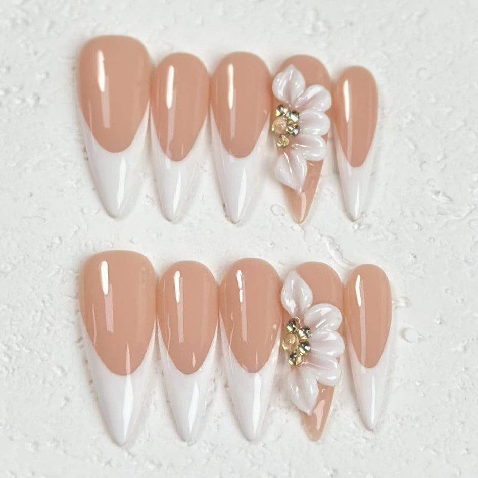 Nude Bloom