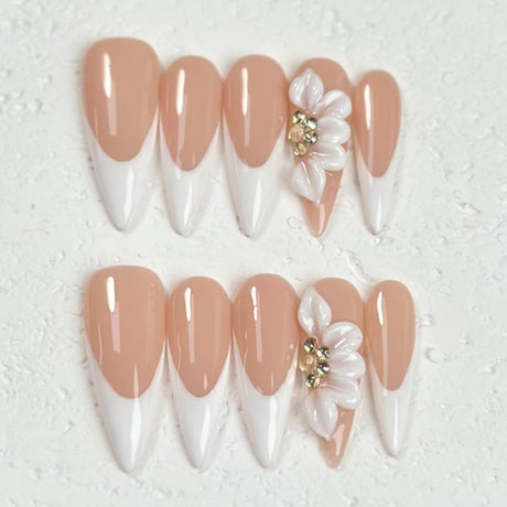 Nude Bloom