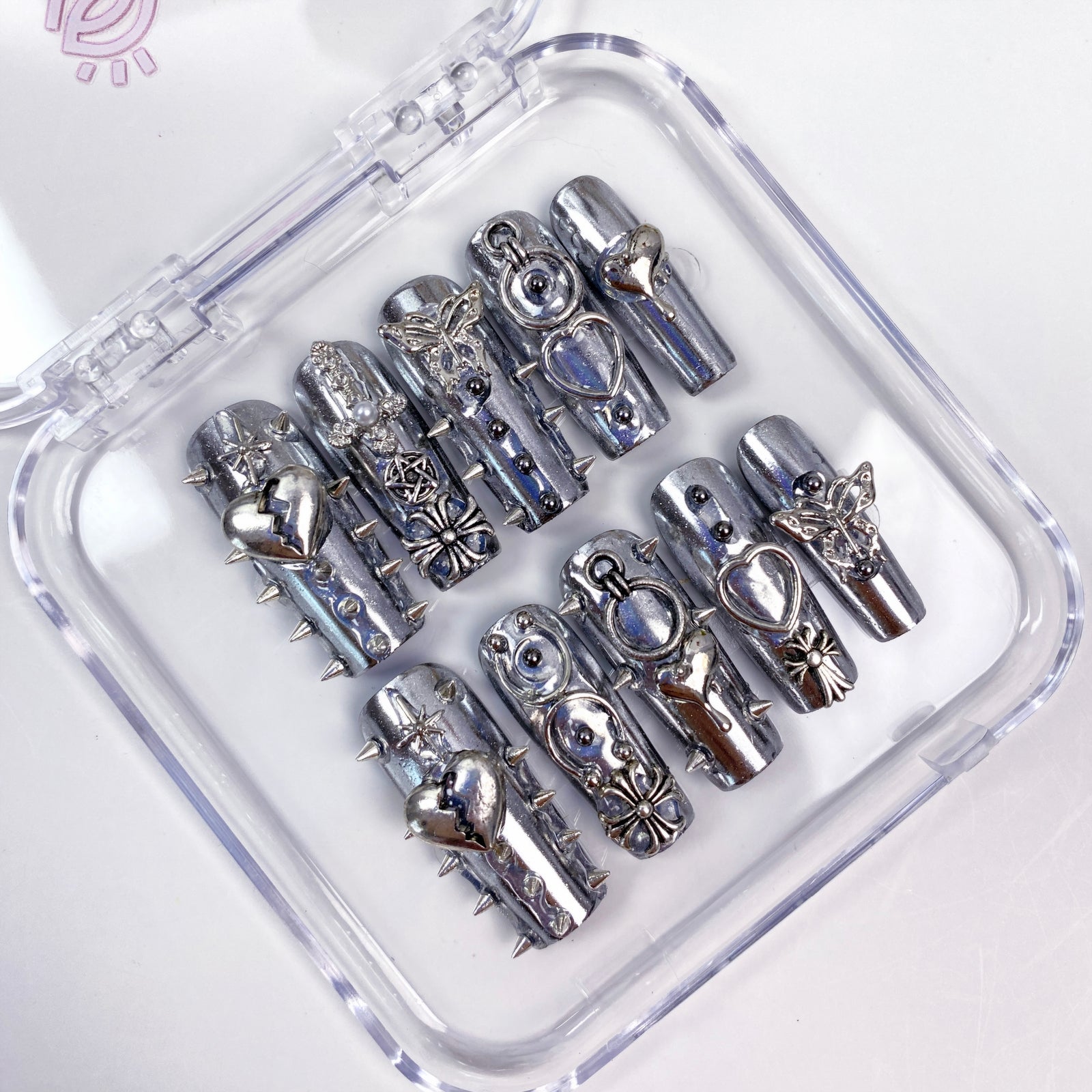Molten Studs