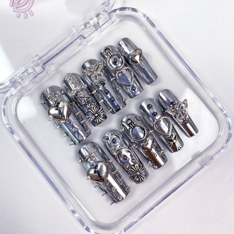 Molten Studs