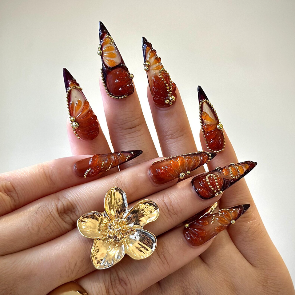 Amber Glam