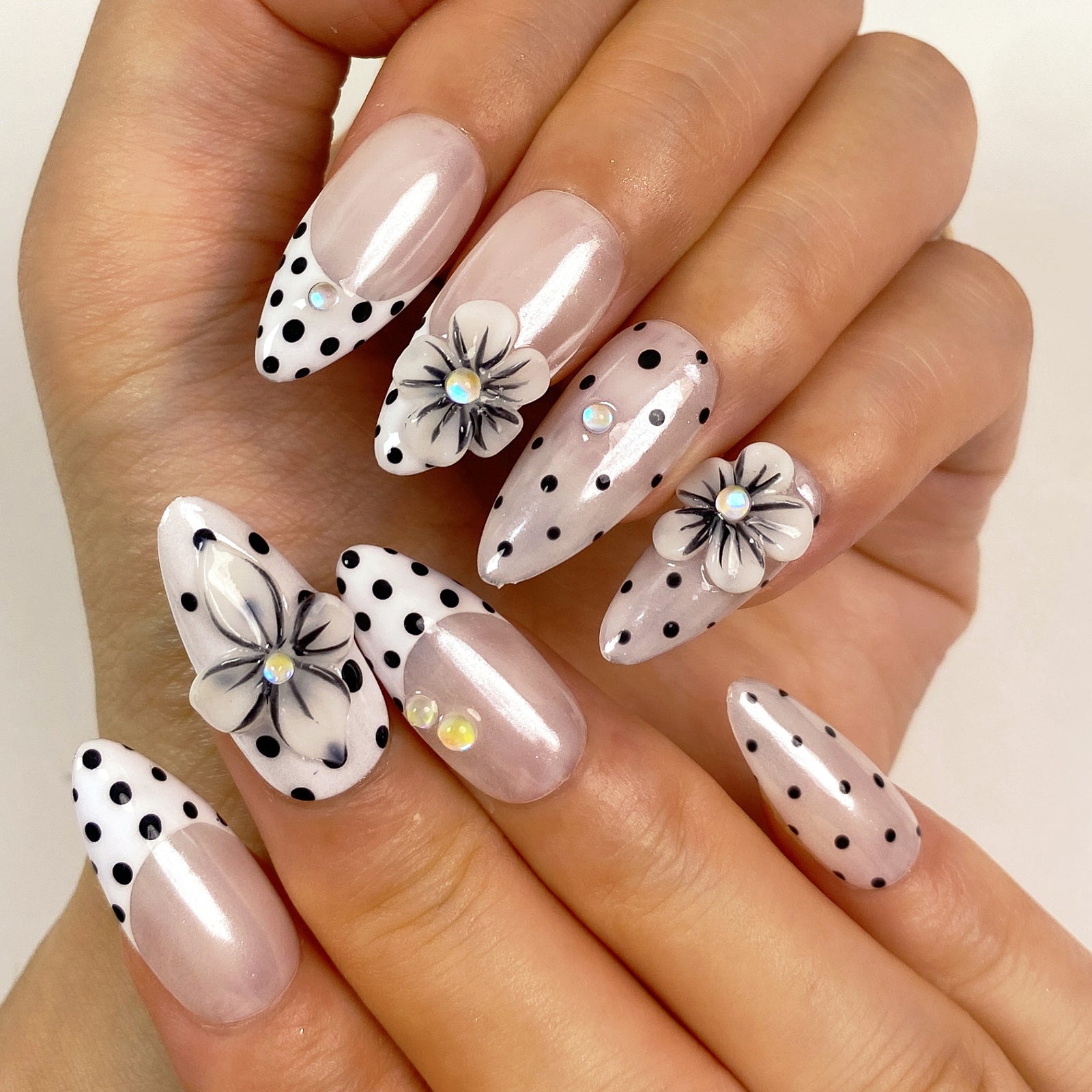 Pearl Dots