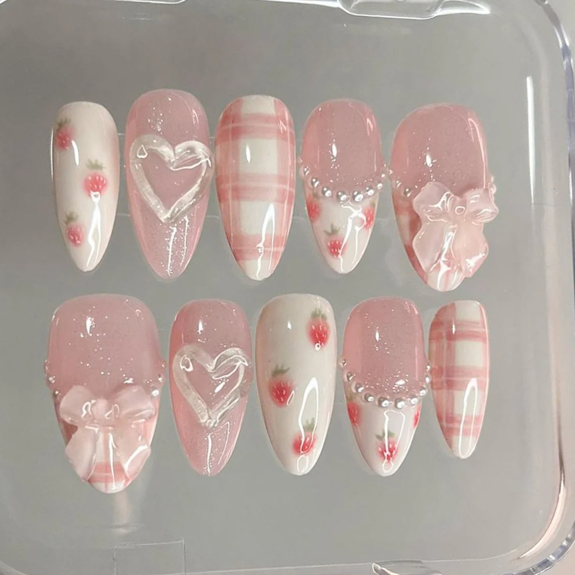 Strawberry Bow