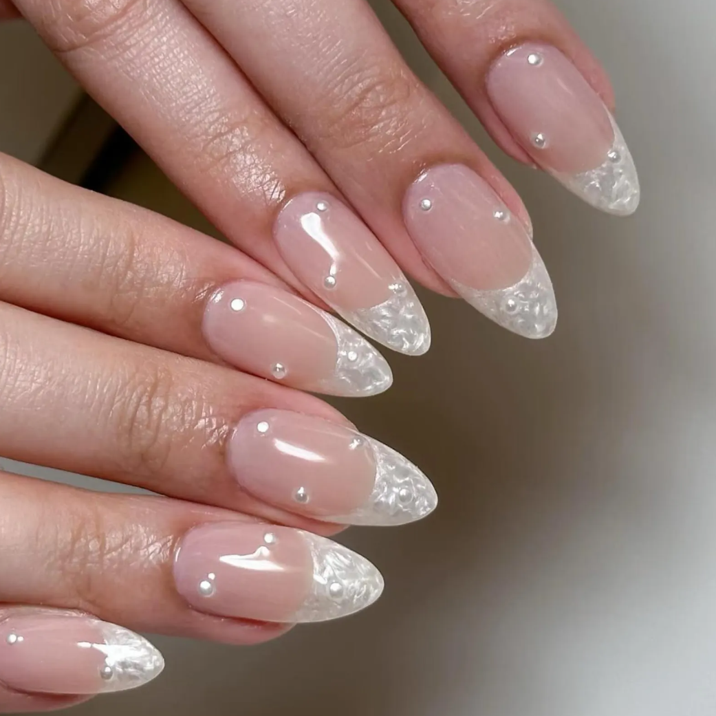 Pearl French