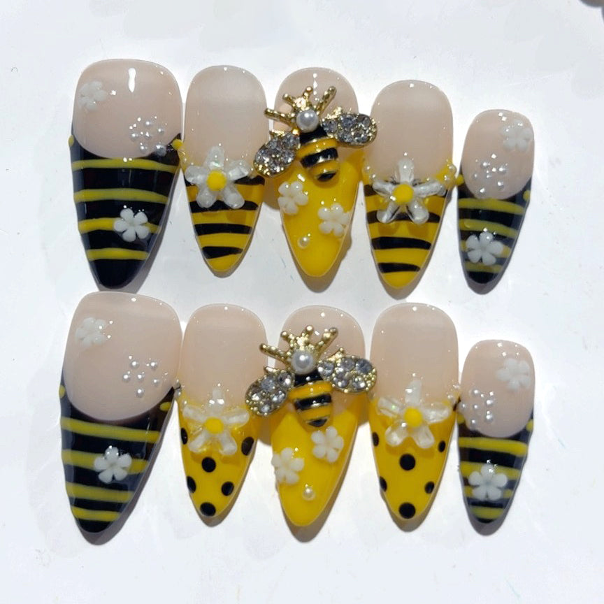 Bee Bloom